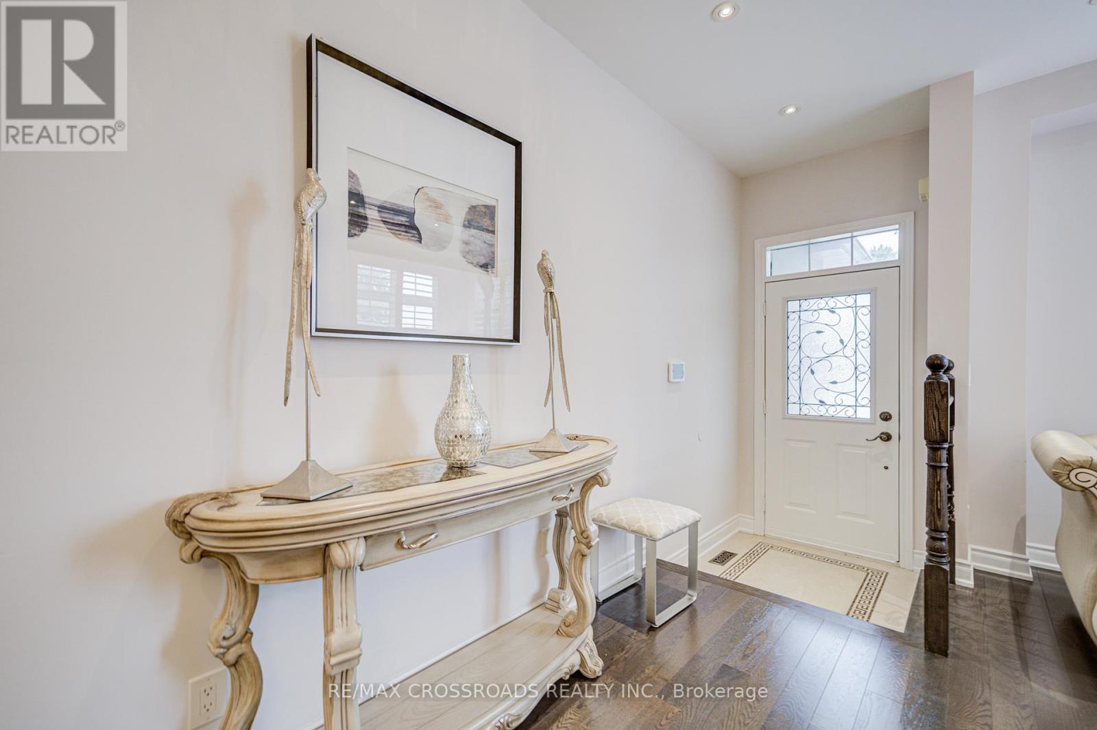 Photo 2 of 187 Summeridge Drive, Vaughan ON
