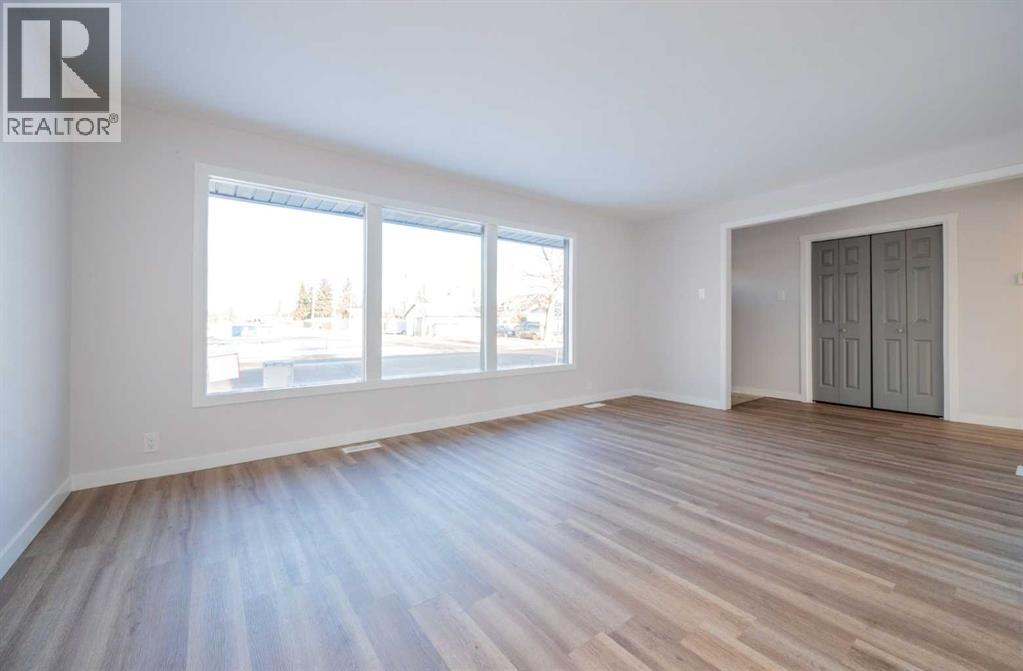 Photo 2 of 10209 108 Avenue, Grande Prairie AB