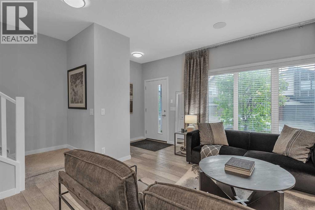 Photo 11 of 1121 Chinook Gate Bay Sw, Airdrie AB
