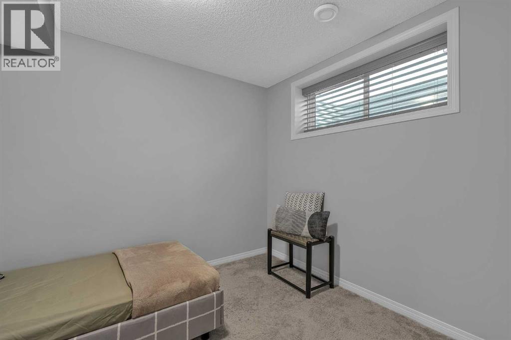 Photo 39 of 1121 Chinook Gate Bay Sw, Airdrie AB