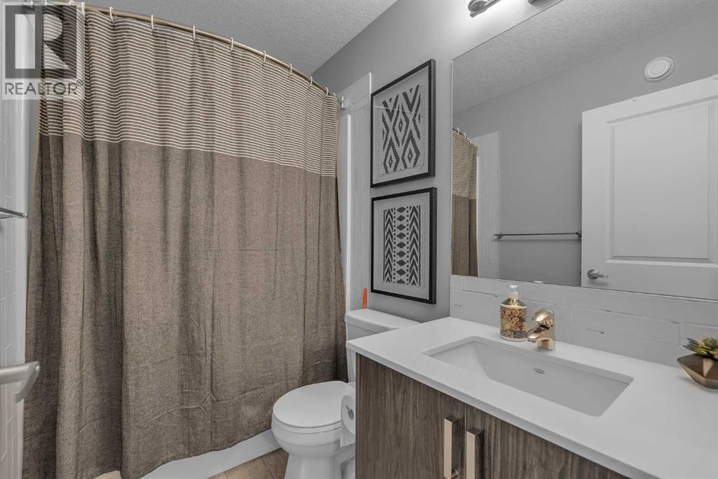 Photo 34 of 1121 Chinook Gate Bay Sw, Airdrie AB