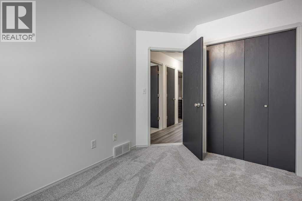 Photo 27 of 7 Adams Close, Red Deer AB