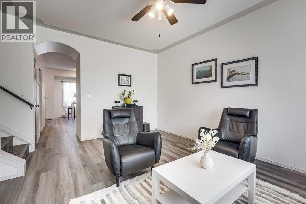 Photo 7 of 7 Adams Close, Red Deer AB