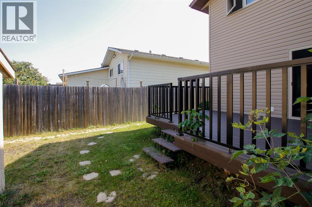 Photo 35 of 4 Haliburton Crescent, Red Deer AB