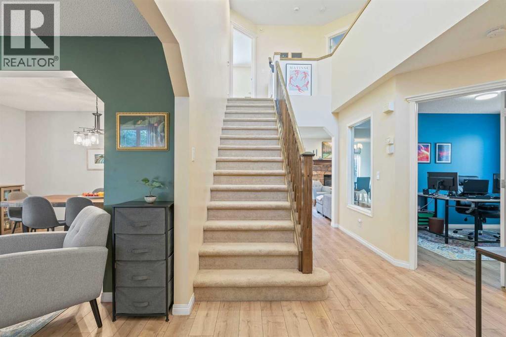 Photo 5 of 42 Chaparral Grove Se, Calgary AB