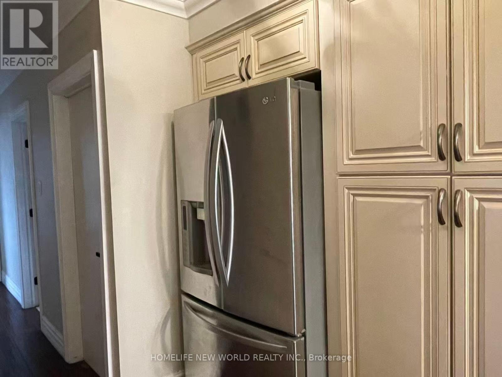 Photo 3 of Main 123 Combe Avenue, Toronto ON