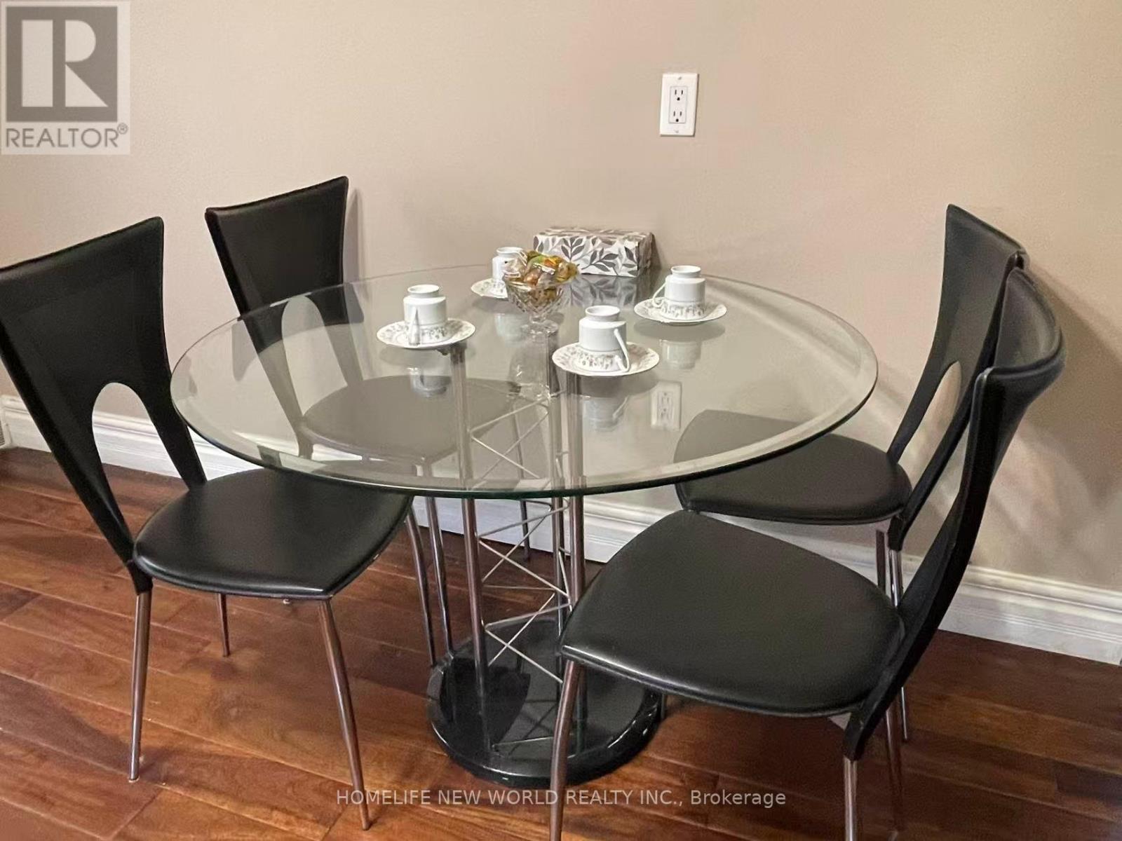 Photo 4 of Main 123 Combe Avenue, Toronto ON