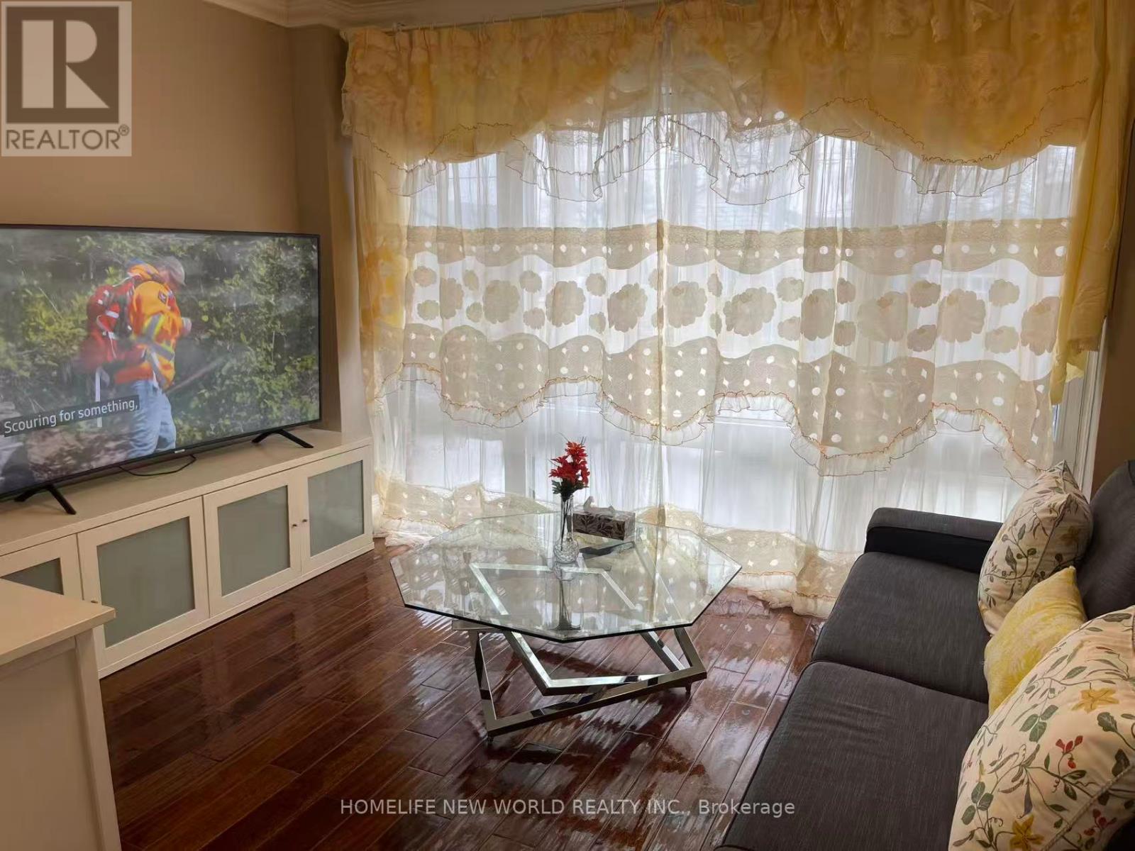Photo 5 of Main 123 Combe Avenue, Toronto ON