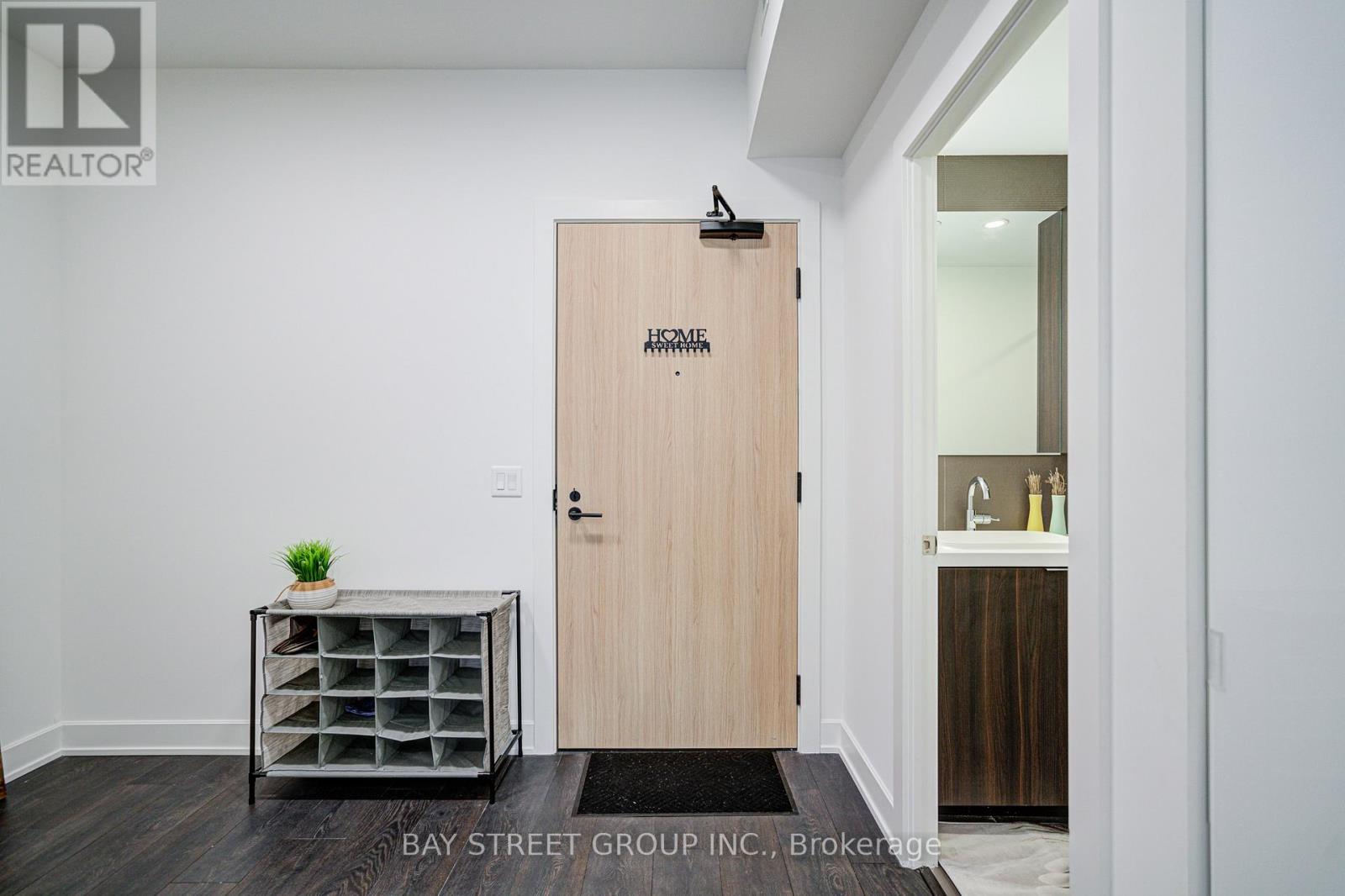 Photo 3 of 2102 15 Mercer Street, Toronto ON