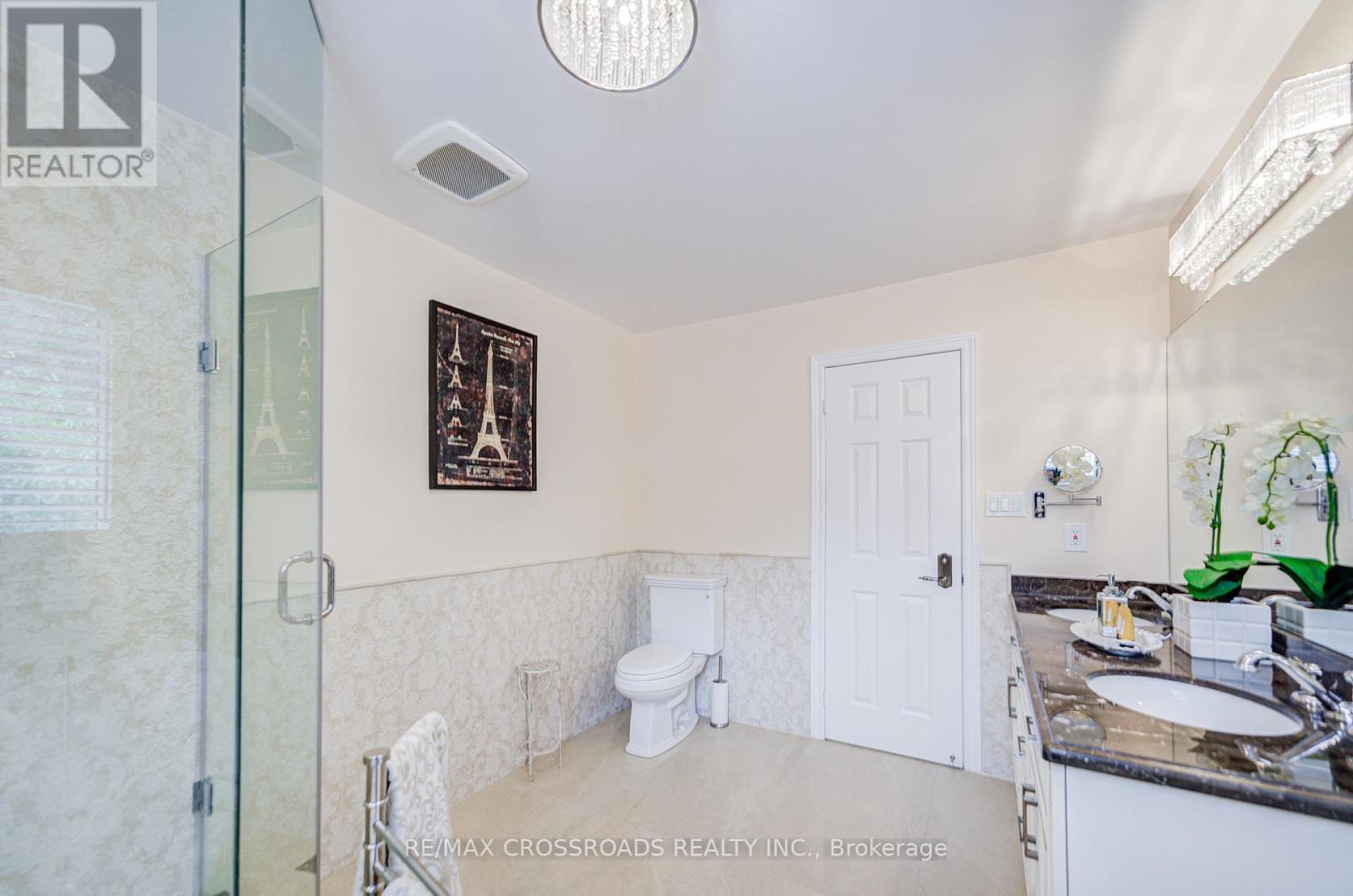 Photo 23 of 187 Summeridge Drive, Vaughan ON