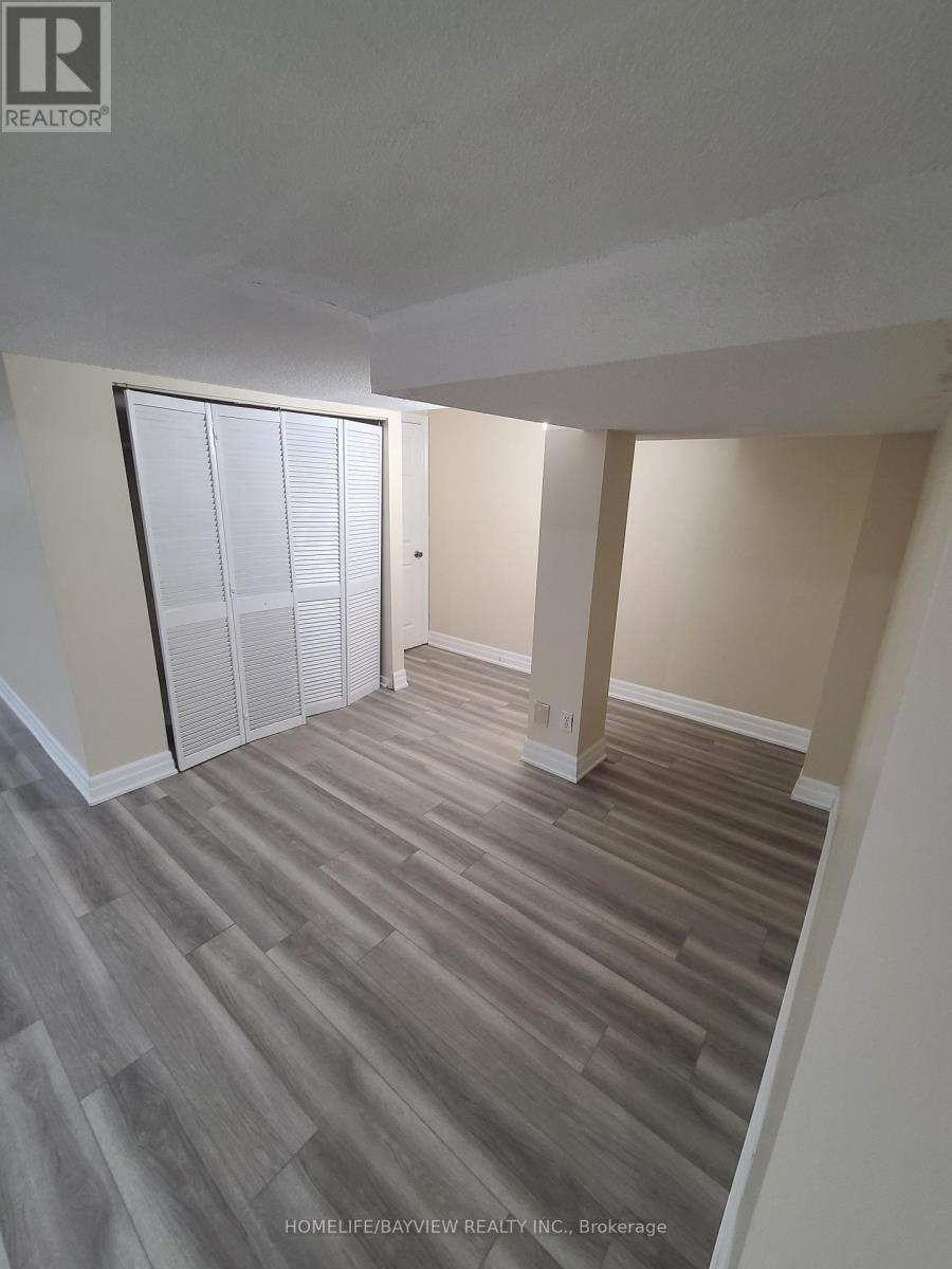 Photo 6 of Bsmnt 29 Northgate Crescent, Richmond Hill ON