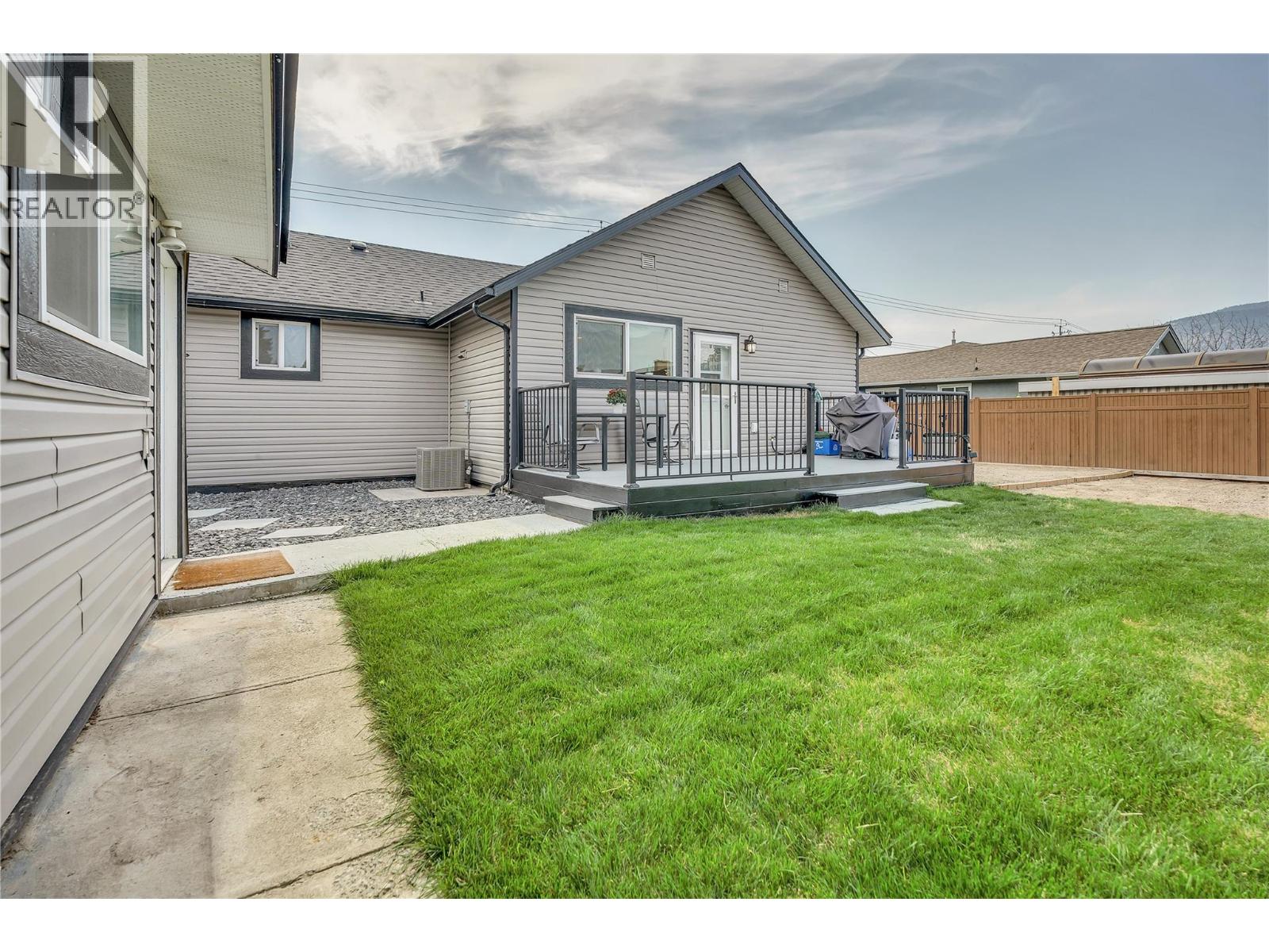 507 Duncan Avenue W, Penticton