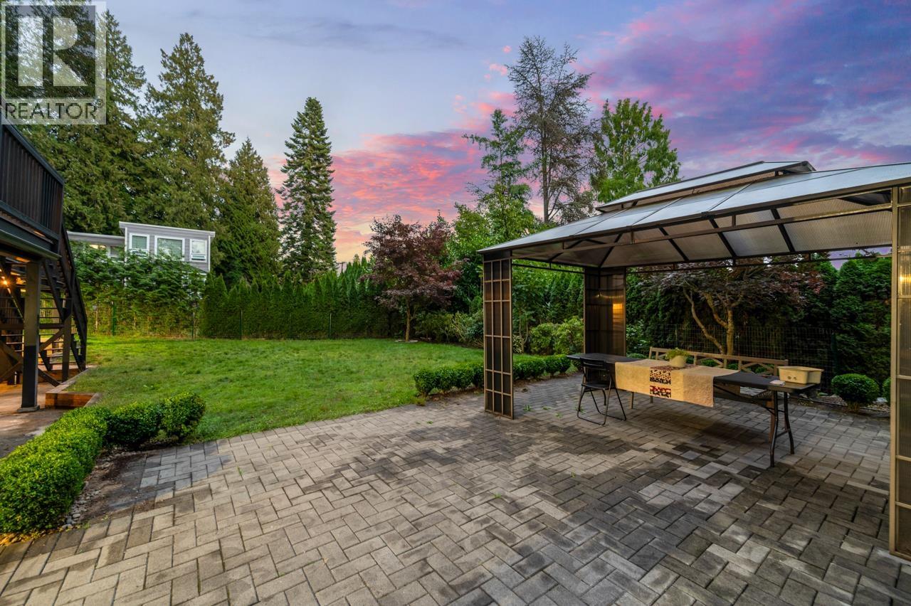 Photo 34 of 1550 Palmerston Avenue, West Vancouver BC