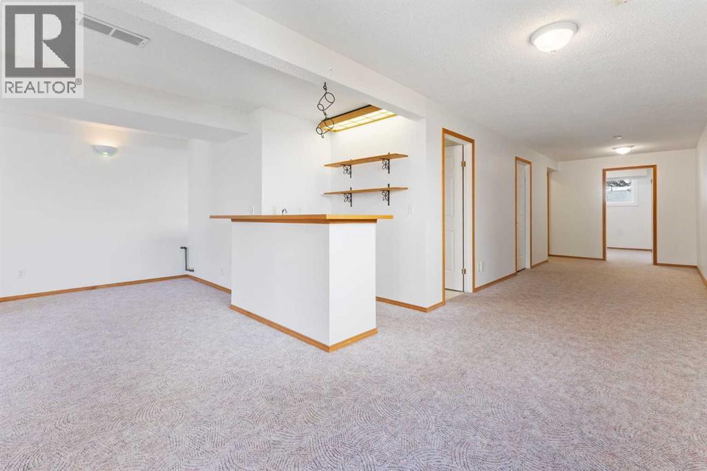 Photo 31 of 9095 Scurfield Drive Nw, Calgary AB