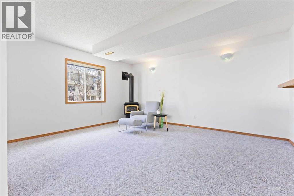 Photo 33 of 9095 Scurfield Drive Nw, Calgary AB