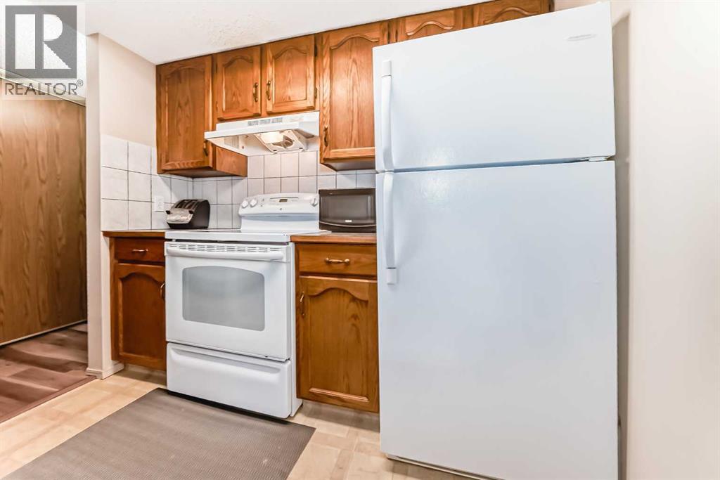 Photo 6 of 504 2011 University Drive Nw, Calgary AB