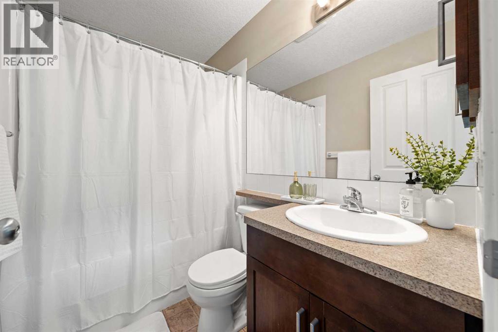 Photo 21 of 186 Cranberry Close Se, Calgary AB