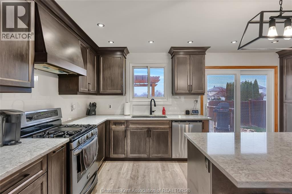 Photo 10 of 12 Donalda Drive, Chatham ON