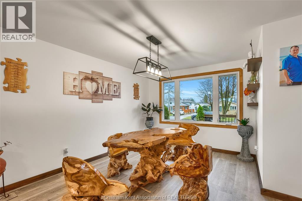 Photo 16 of 12 Donalda Drive, Chatham ON