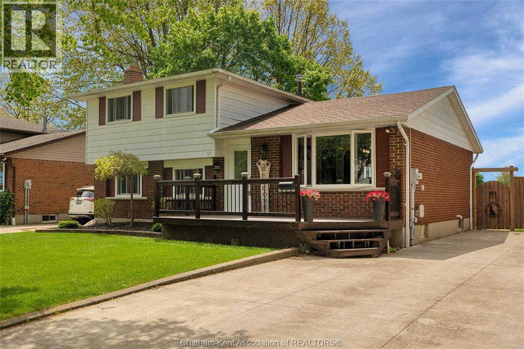 Photo 2 of 12 Donalda Drive, Chatham ON