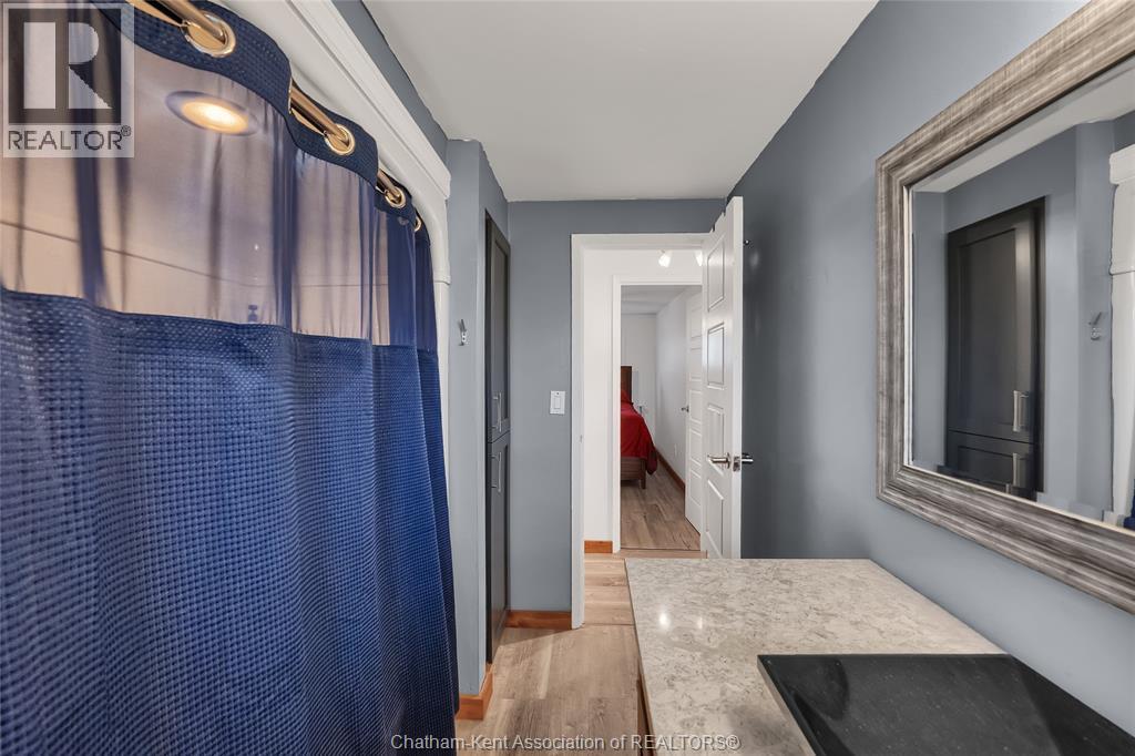 Photo 37 of 12 Donalda Drive, Chatham ON