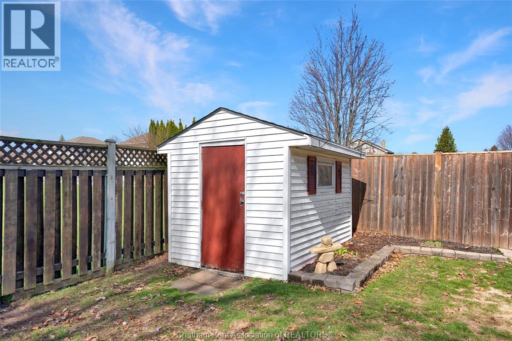 Photo 46 of 12 Donalda Drive, Chatham ON