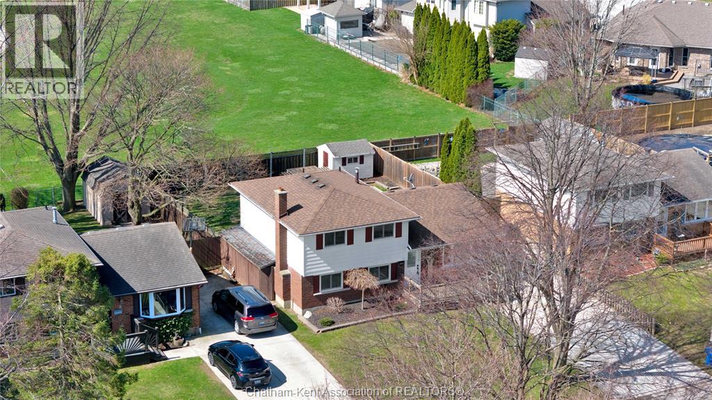 Photo 6 of 12 Donalda Drive, Chatham ON