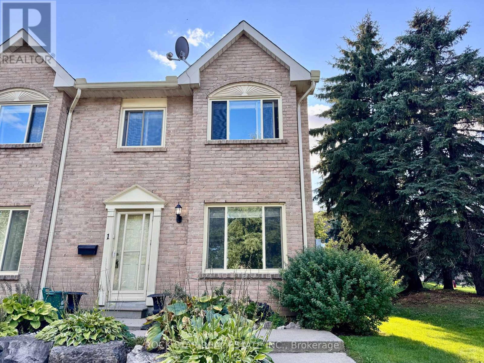 Photo 29 of 1 2 Cedar Drive, Orangeville ON