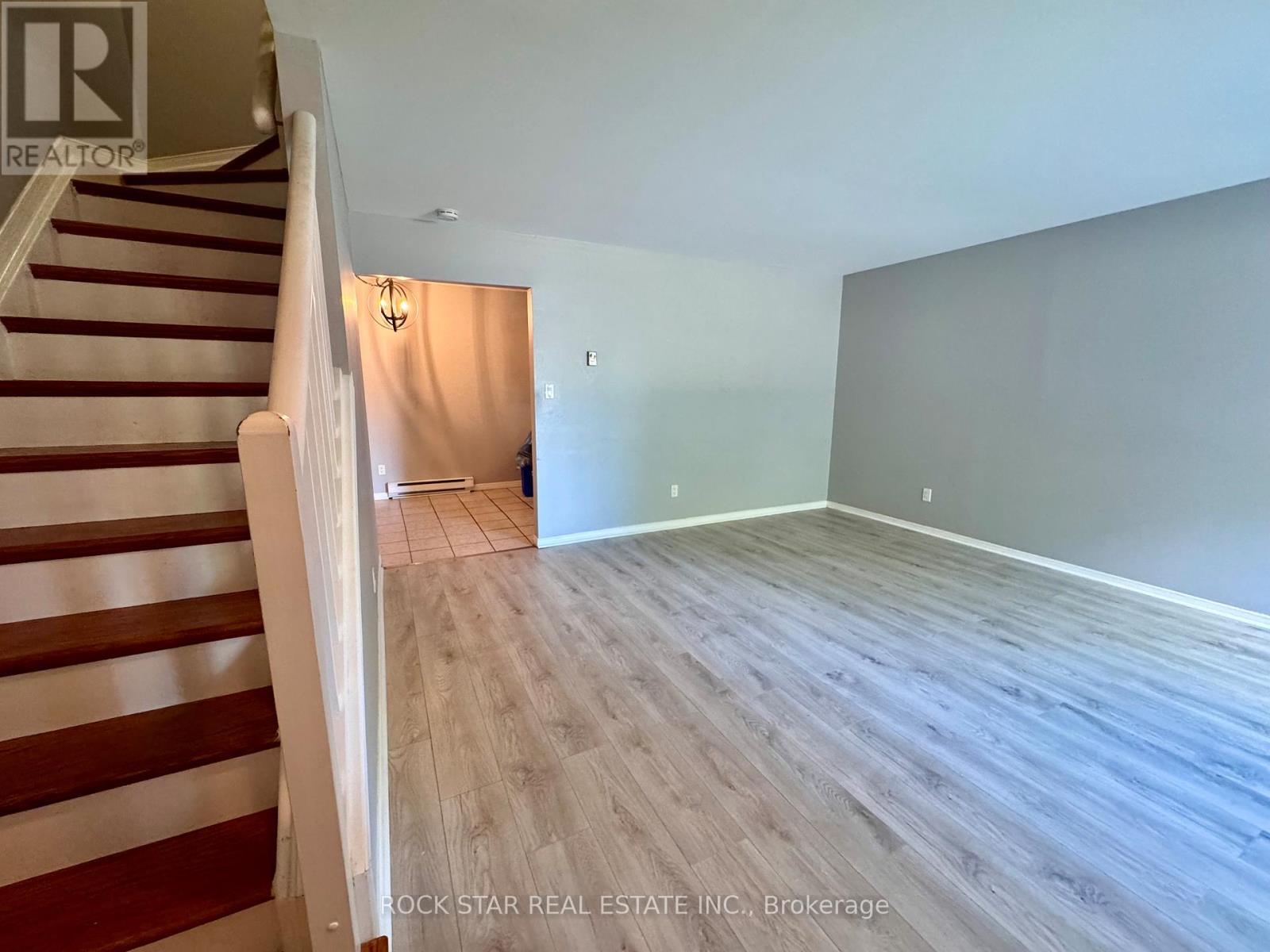 Photo 6 of 1 2 Cedar Drive, Orangeville ON