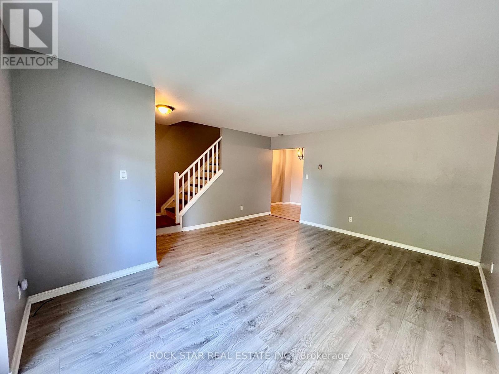 Photo 7 of 1 2 Cedar Drive, Orangeville ON