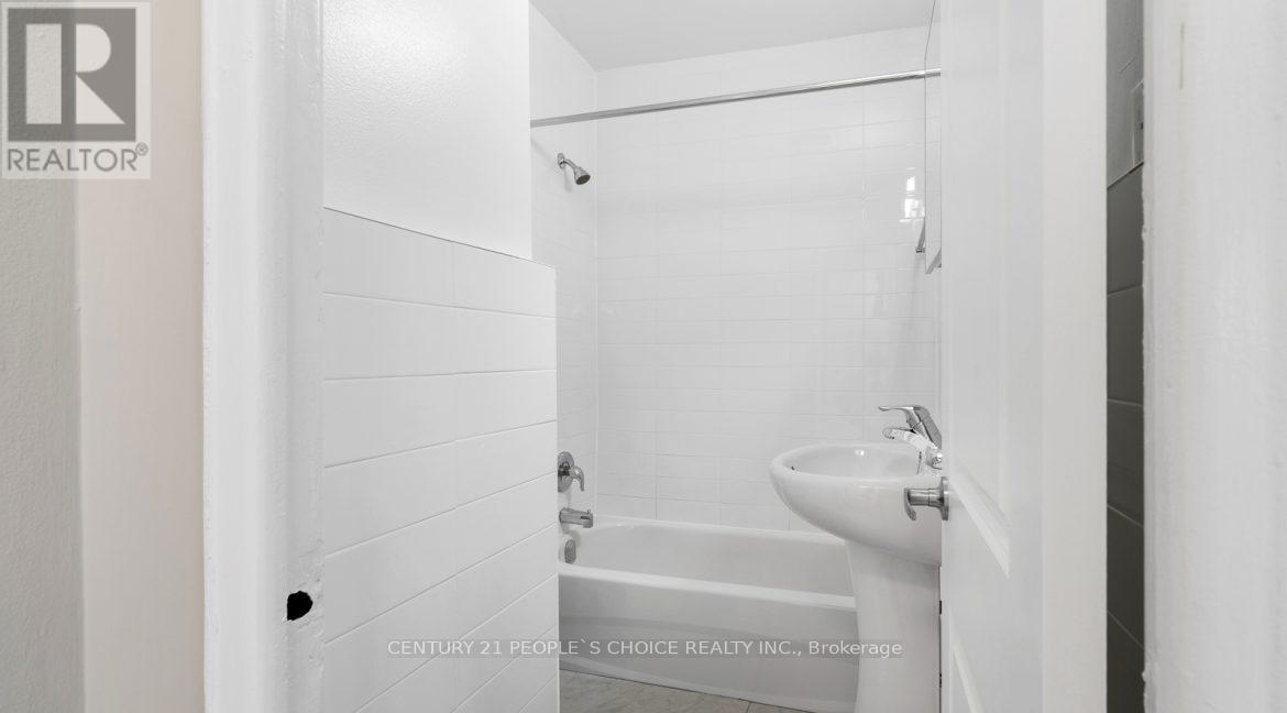 Photo 7 of 306 183 Berry Road, Toronto ON