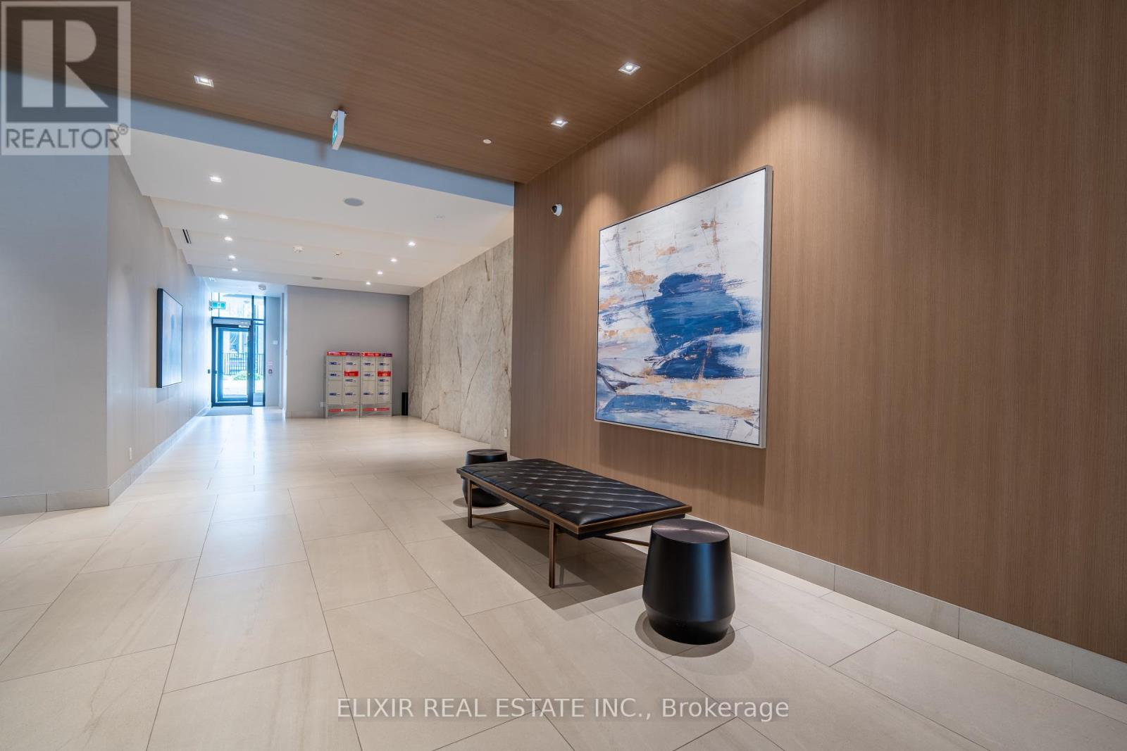 Photo 29 of 615 4208 Dundas Street W, Toronto ON