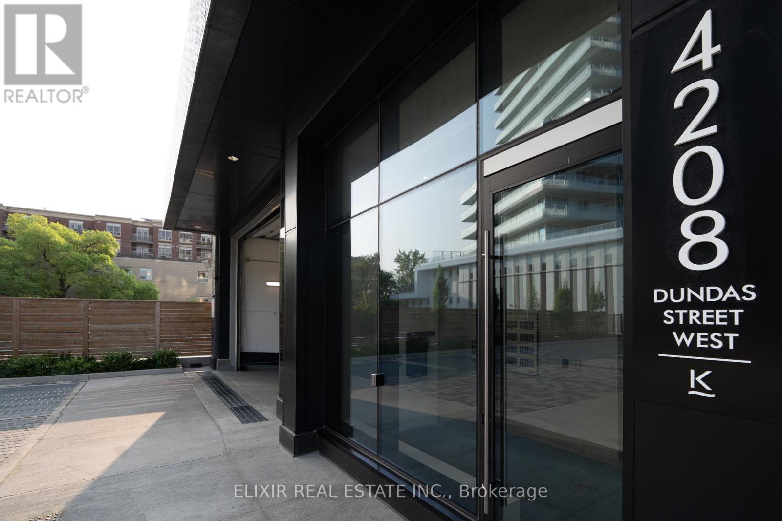 Photo 30 of 615 4208 Dundas Street W, Toronto ON