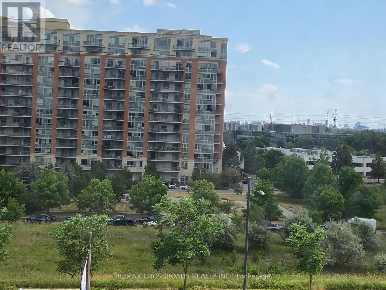 Photo 24 of 659 23 Cox Boulevard, Markham ON