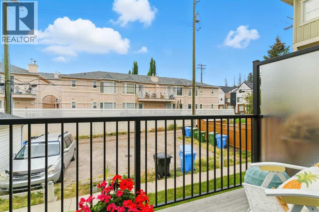 Photo 34 of 2 2207 28 Street Sw, Calgary AB