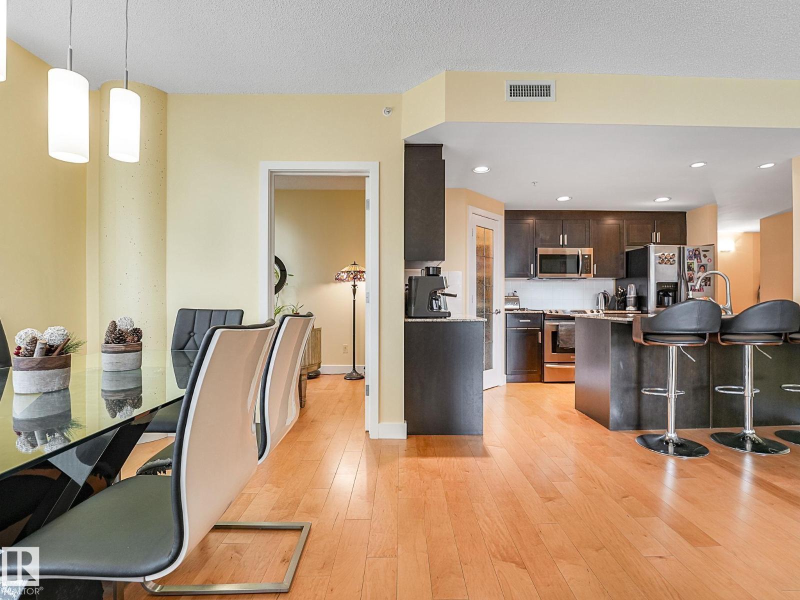 Photo 16 of 301 10028 119 St Nw, Edmonton AB