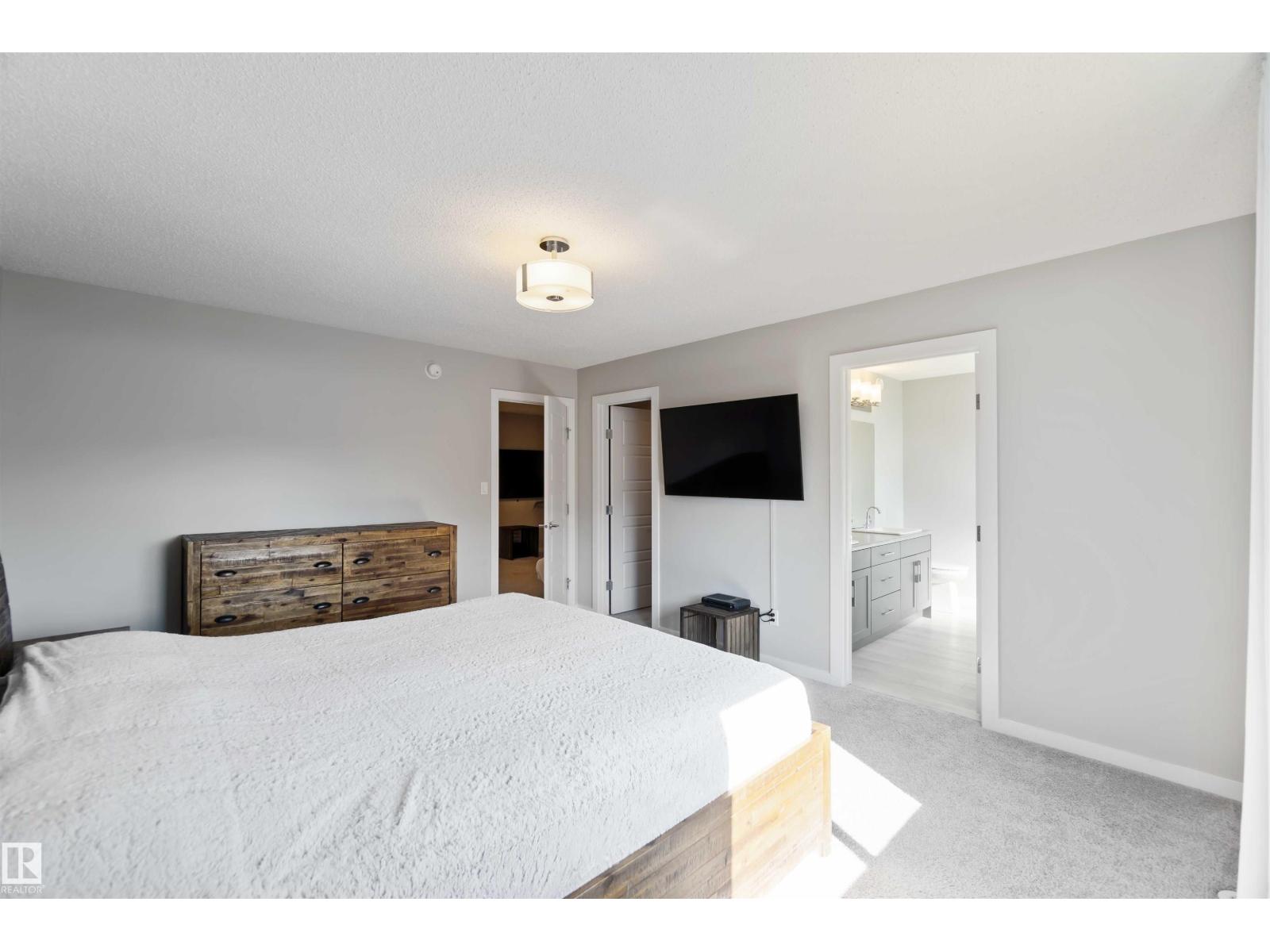 Photo 33 of 15847 22 Av Sw, Edmonton AB