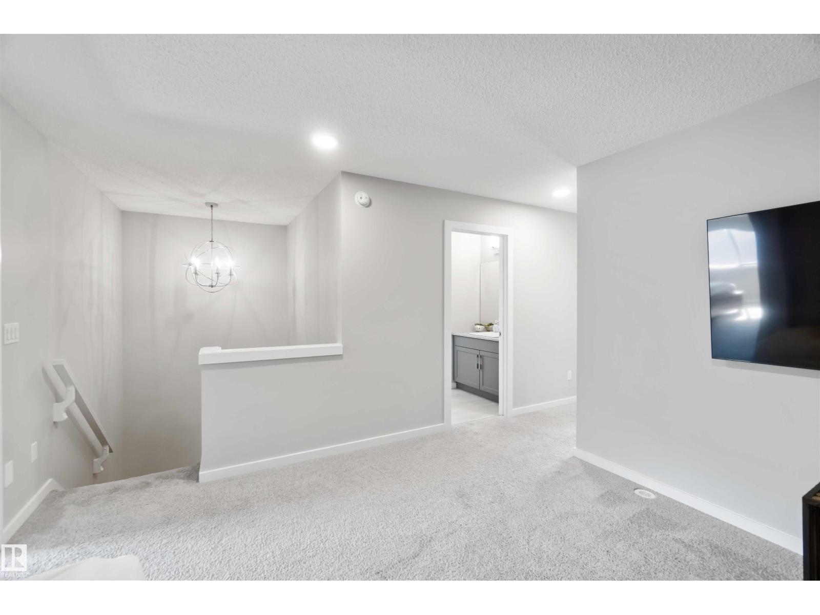 Photo 23 of 15847 22 Av Sw, Edmonton AB