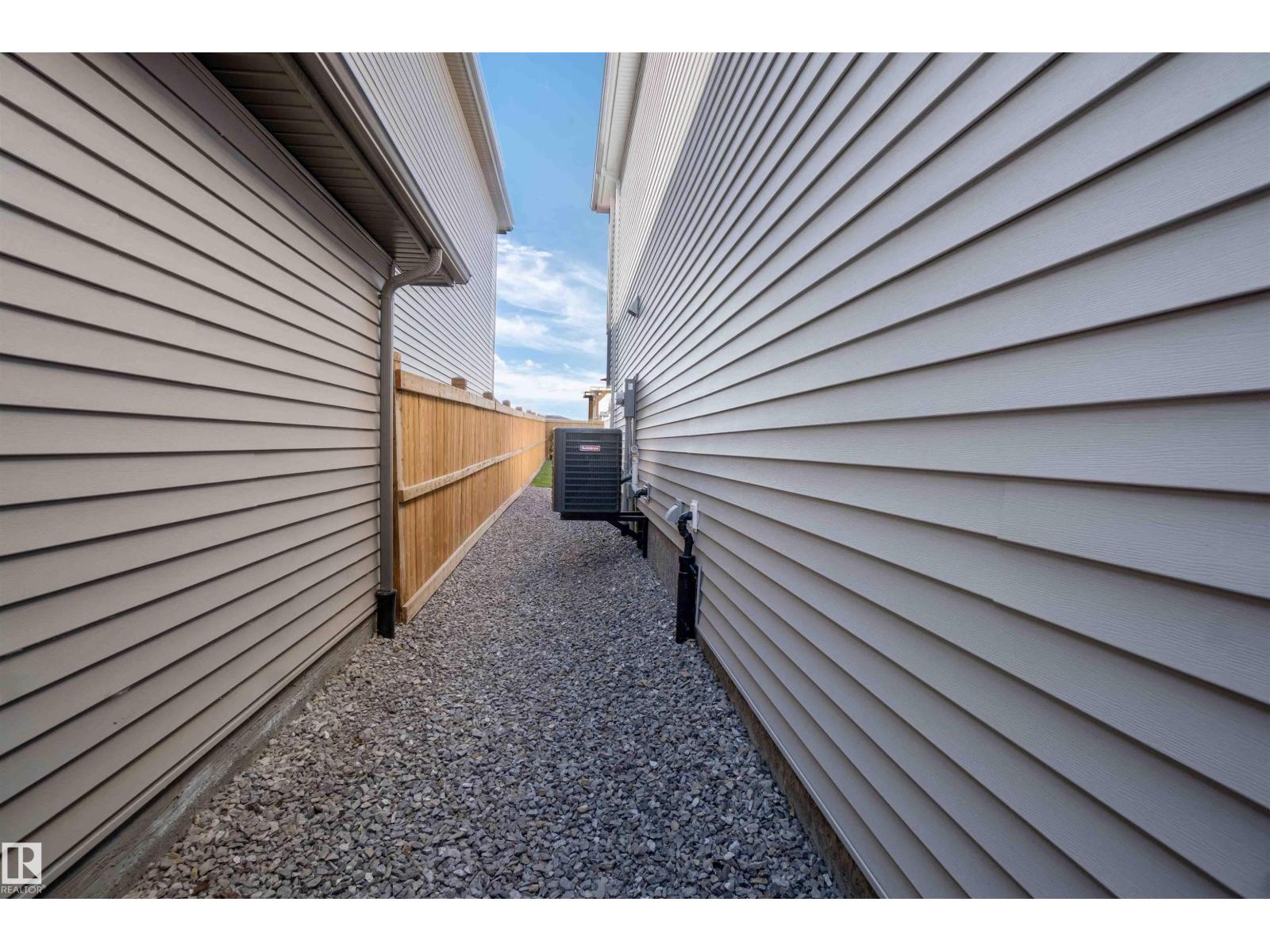 Photo 44 of 15847 22 Av Sw, Edmonton AB