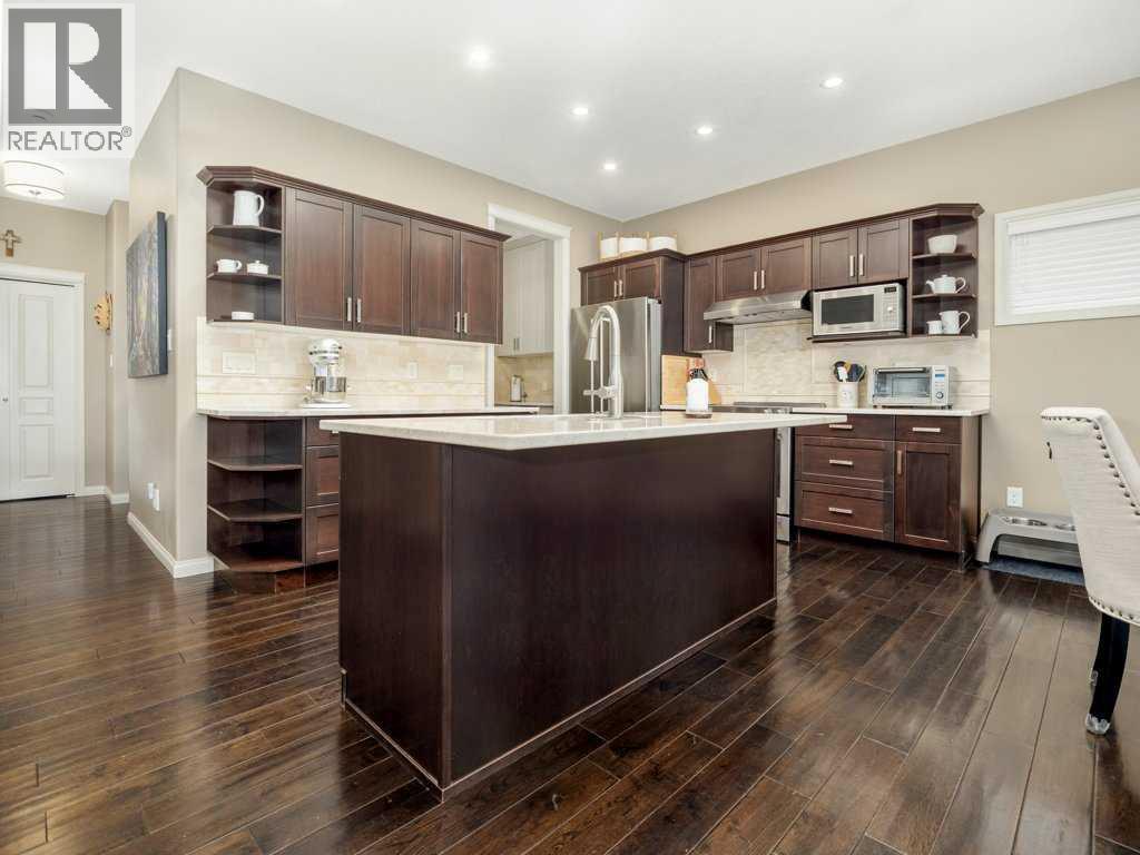 Photo 13 of 104 Firelight Way W, Lethbridge AB