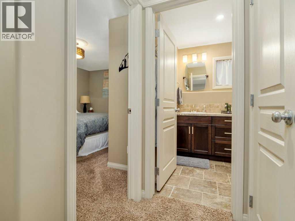 Photo 41 of 104 Firelight Way W, Lethbridge AB