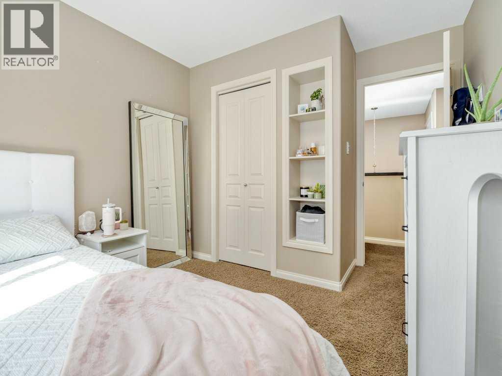 Photo 30 of 104 Firelight Way W, Lethbridge AB