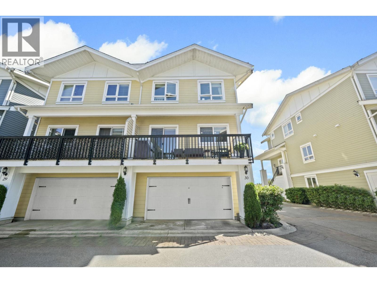 Photo 1 of 30 1130 Ewen Avenue, New Westminster BC