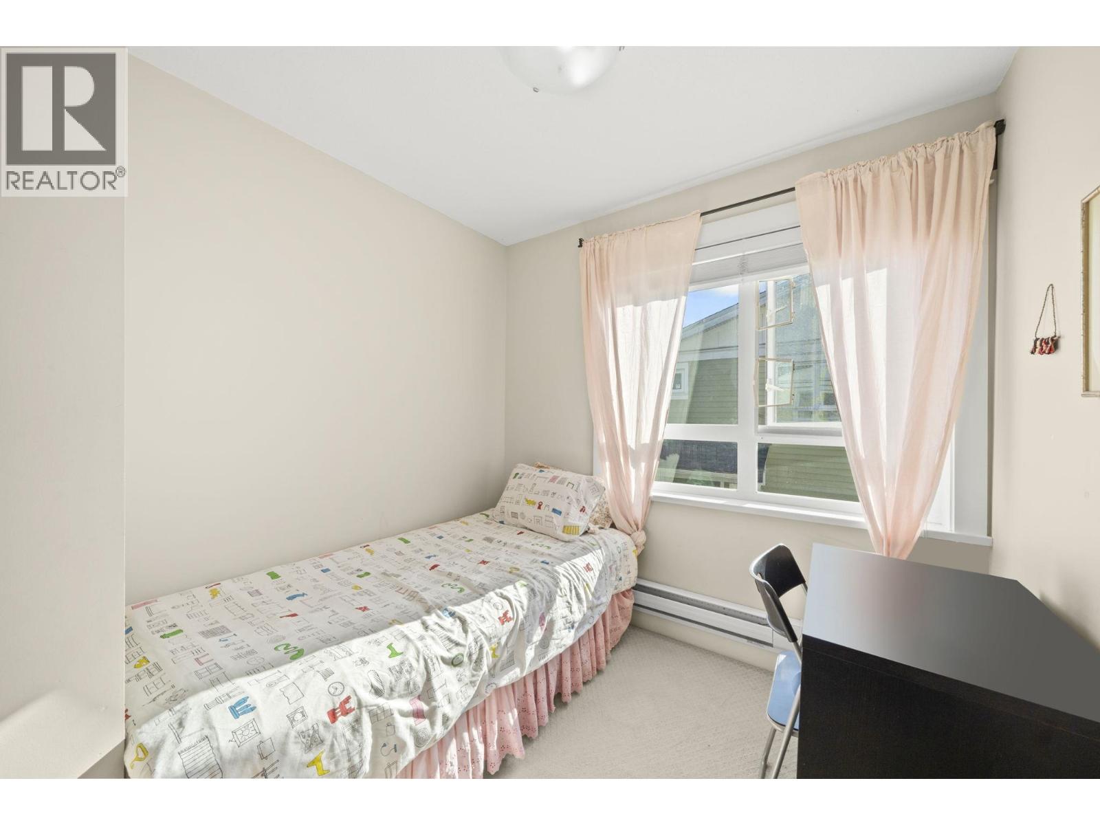 Photo 20 of 30 1130 Ewen Avenue, New Westminster BC