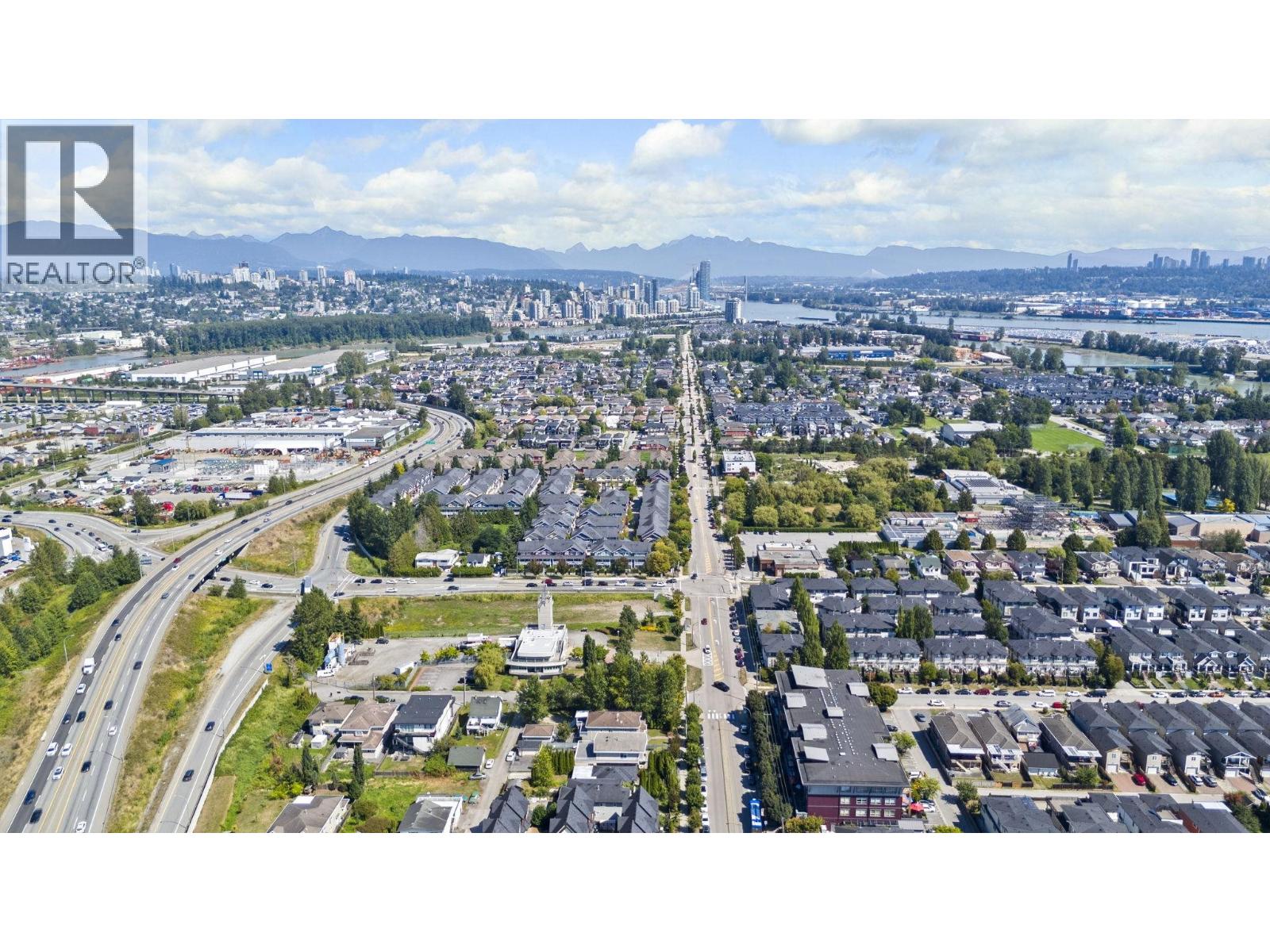 Photo 32 of 30 1130 Ewen Avenue, New Westminster BC