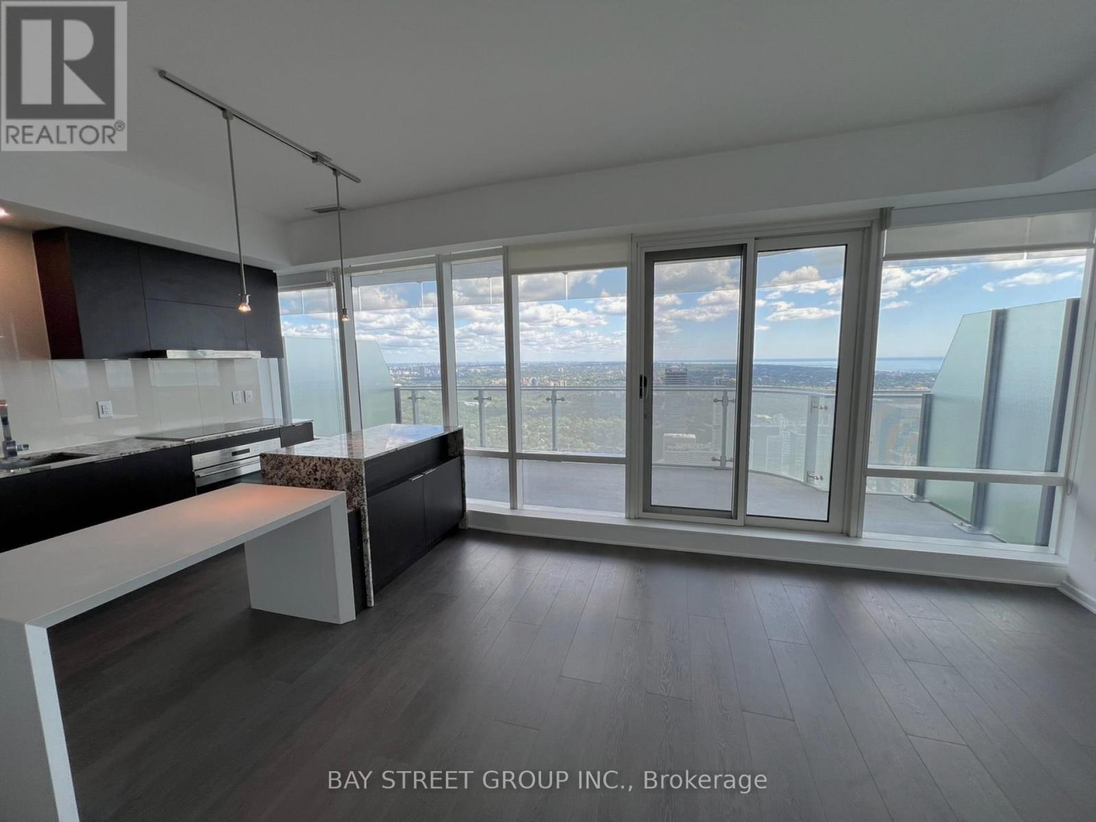 Photo 5 of 6302 1 Bloor Street E, Toronto ON