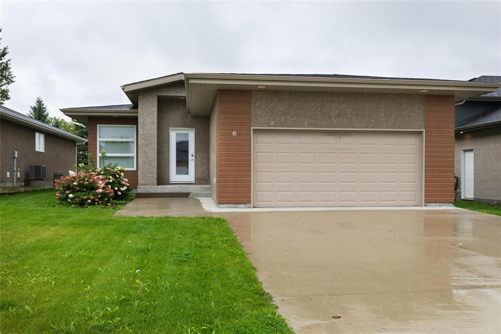 Photo 1 of 6 Oriole Avenue, Steinbach MB