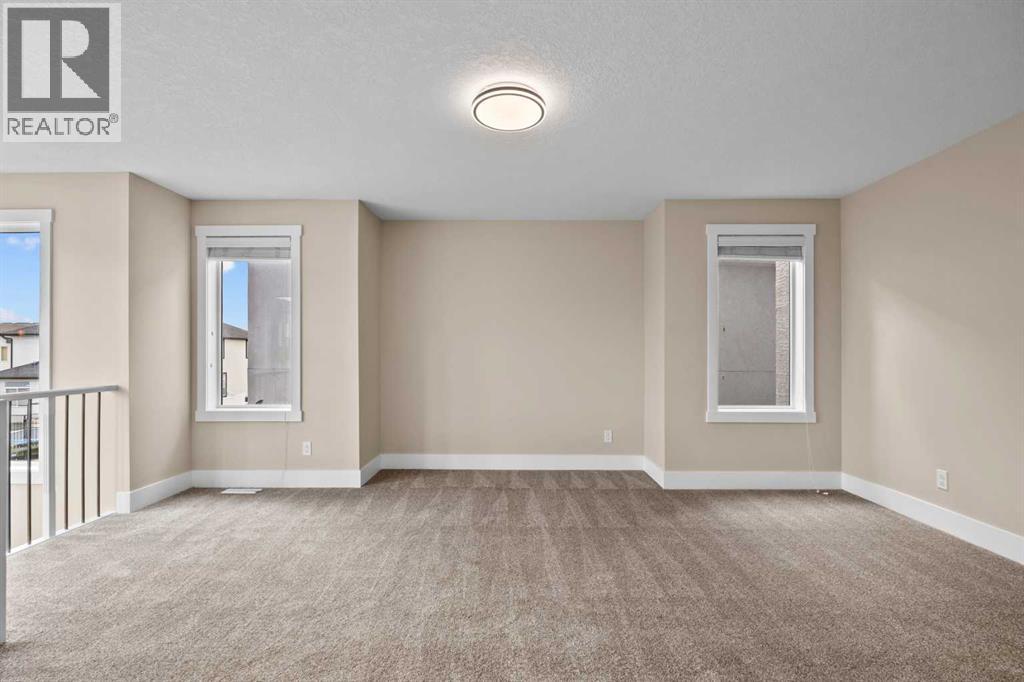 Single Family House for Sale in  Covecreek Mews NE Coventry Hills Calgary 