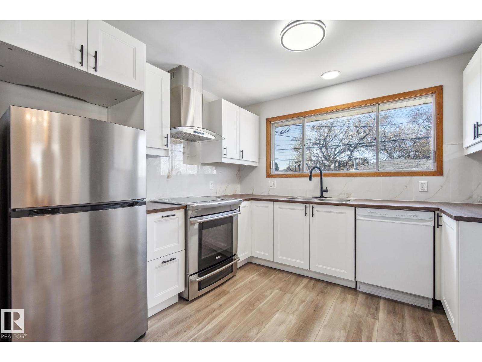 Photo 9 of 6007 95 Av Nw, Edmonton AB