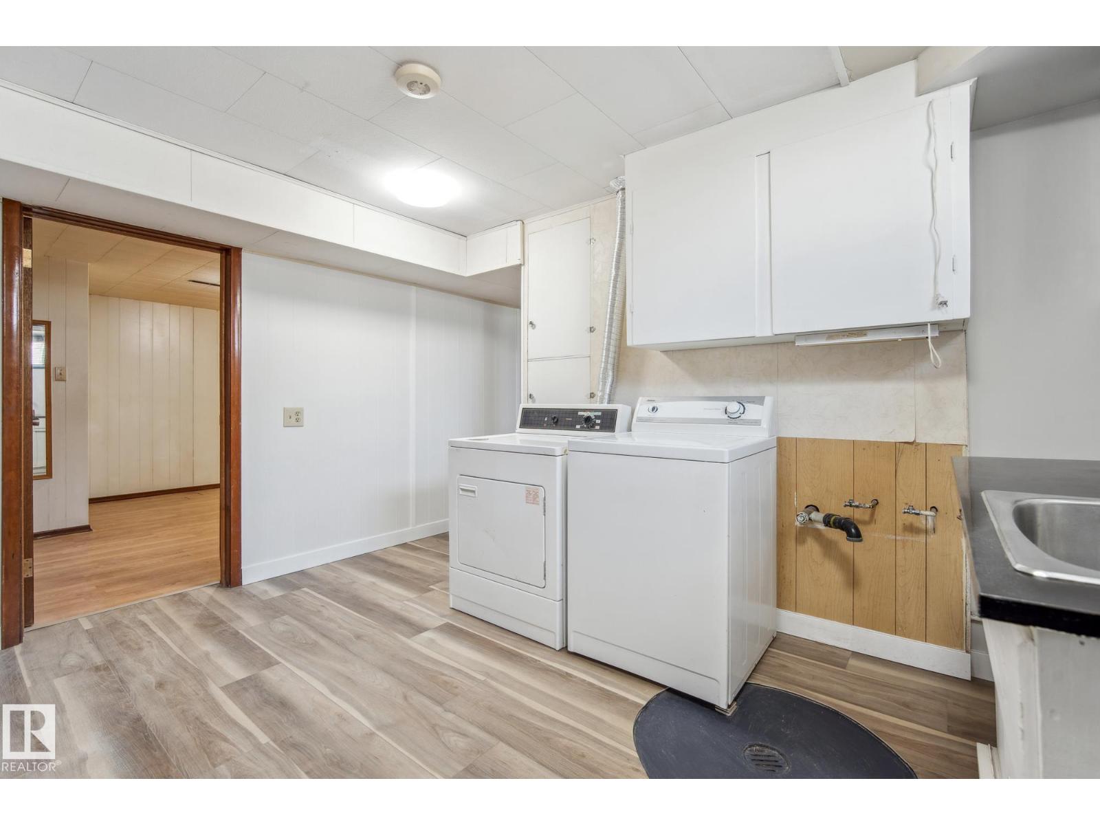 Photo 25 of 6007 95 Av Nw, Edmonton AB